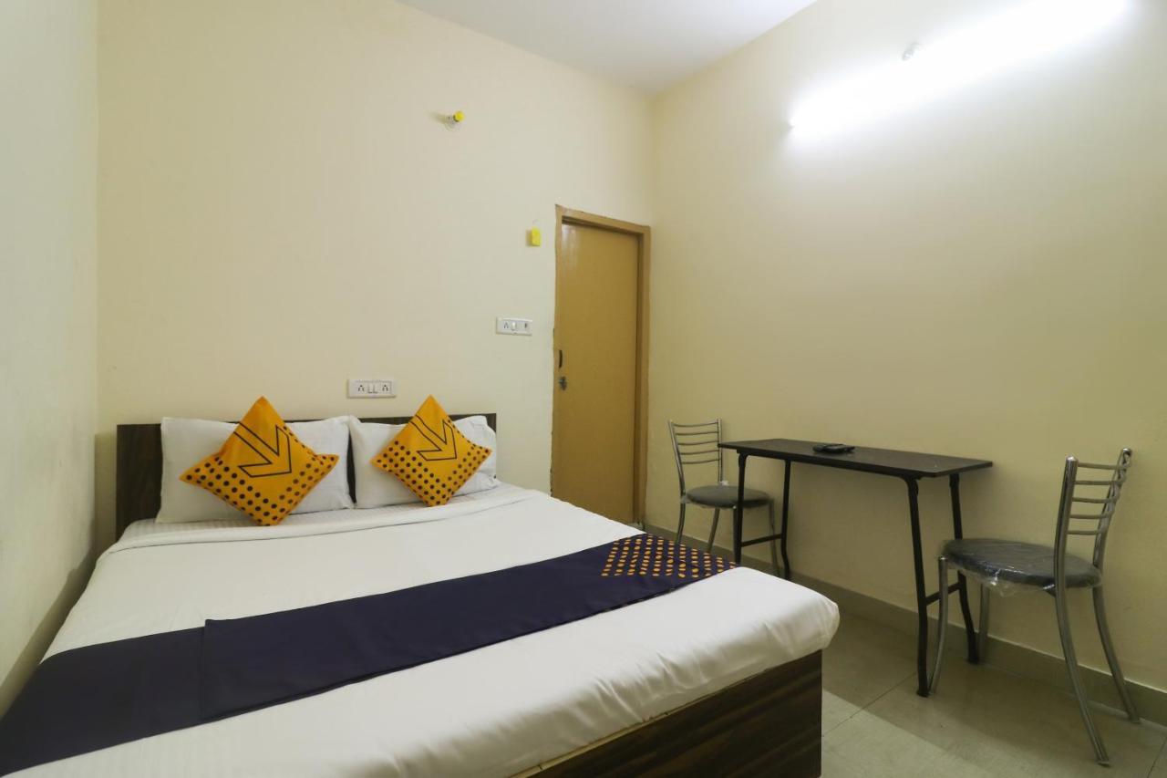 Spot On Negi Home Stay Dehradun Eksteriør billede